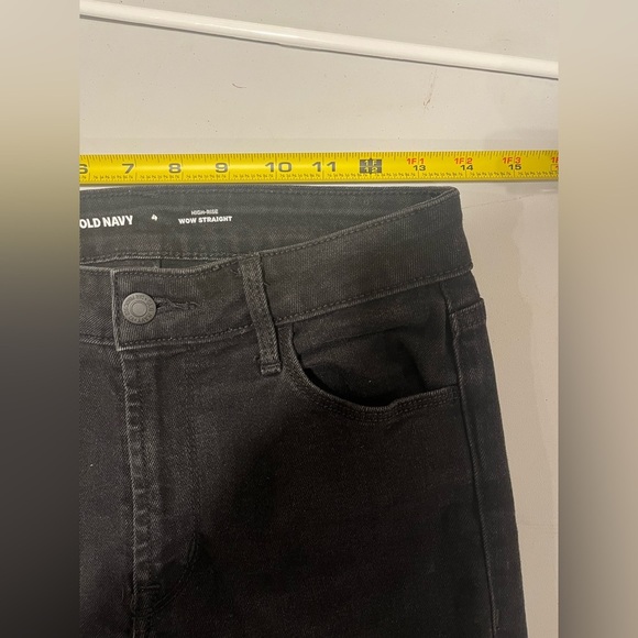 Old Navy High-Rise Wow Straight Black Jeans - Women’s Size 4 - Picture 7 of 10
